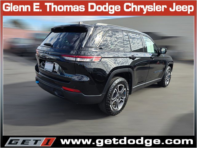 Used 2022 Jeep Grand Cherokee Trailhawk w/ Luxury Tech Group III image 7