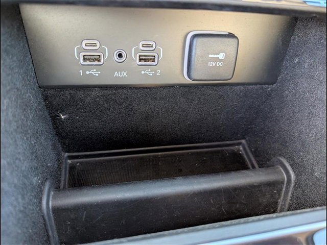 Used 2021 Jeep Grand Cherokee L Limited w/ Trailer Tow Group (B) image 16