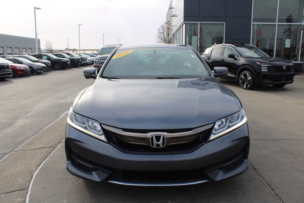 Used 2017 Honda Accord EX-L video 2