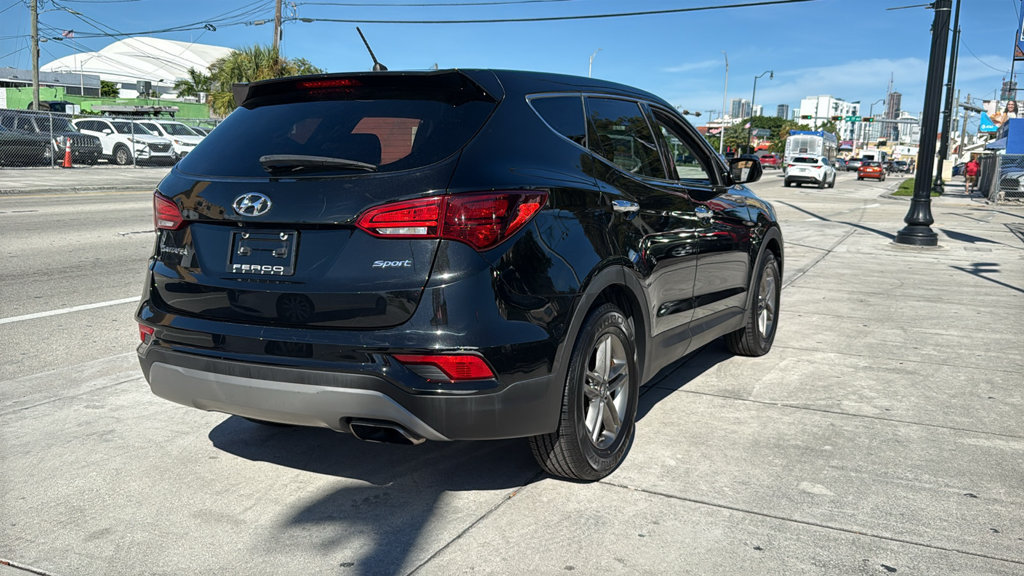 Used 2018 Hyundai Santa Fe Sport FWD image 14