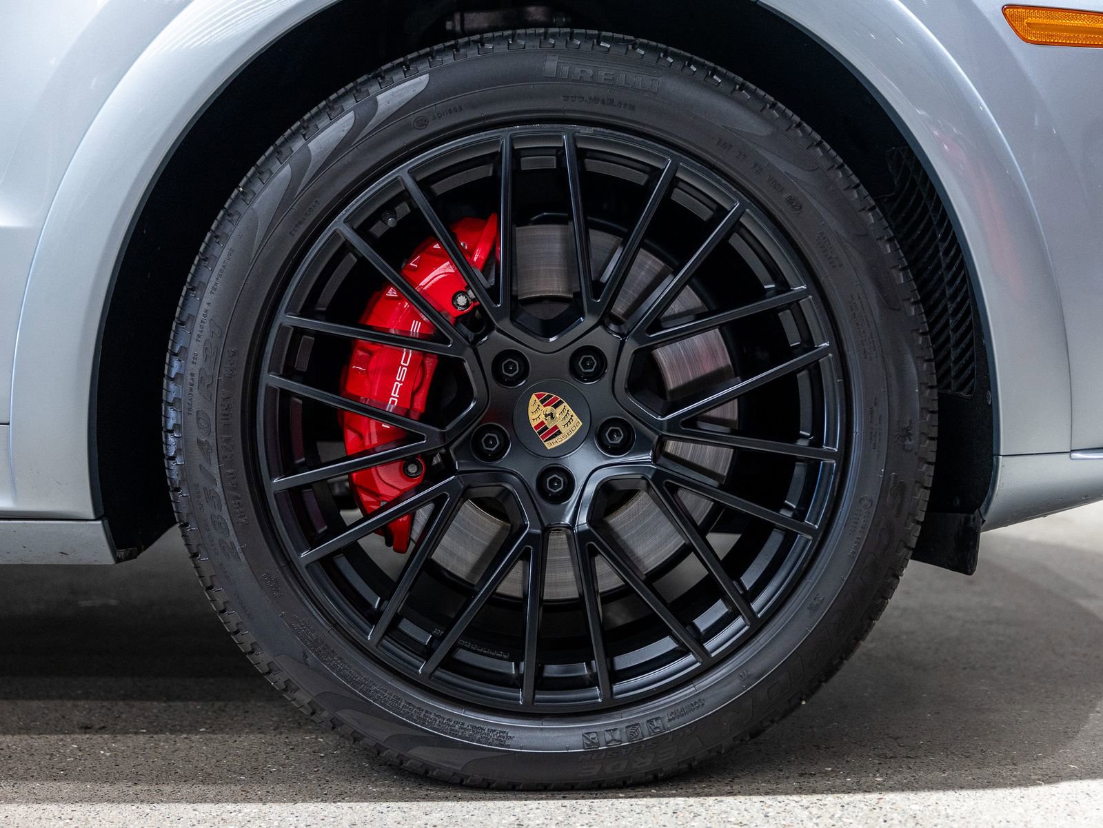 Certified 2023 Porsche Cayenne GTS AWD/4WD image 20