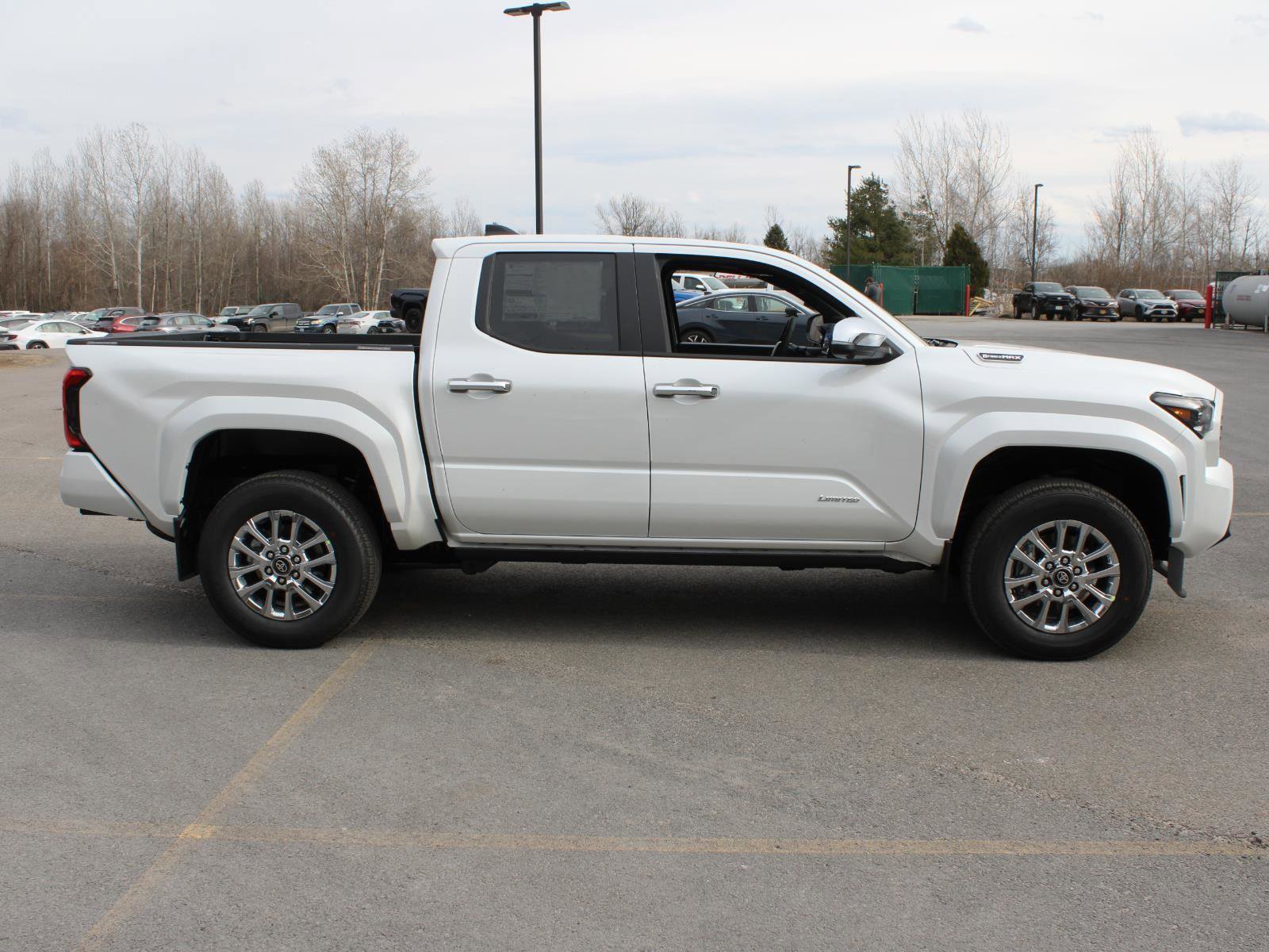 New 2026 Toyota Tacoma Limited AWD/4WD image 4