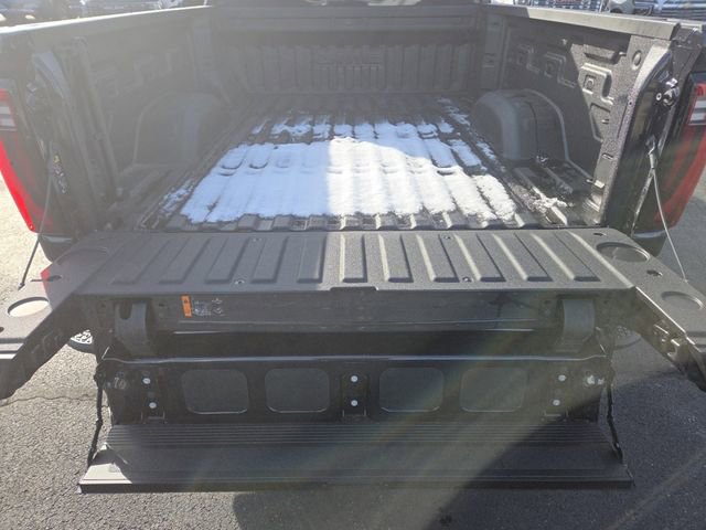 New 2025 GMC Sierra 3500 SLT w/ SLT Premium Package image 40