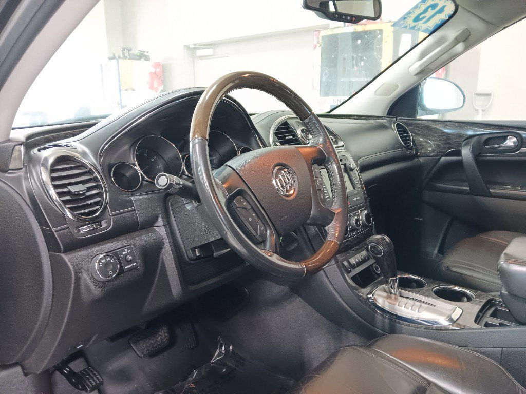 Used 2013 Buick Enclave Leather image 7