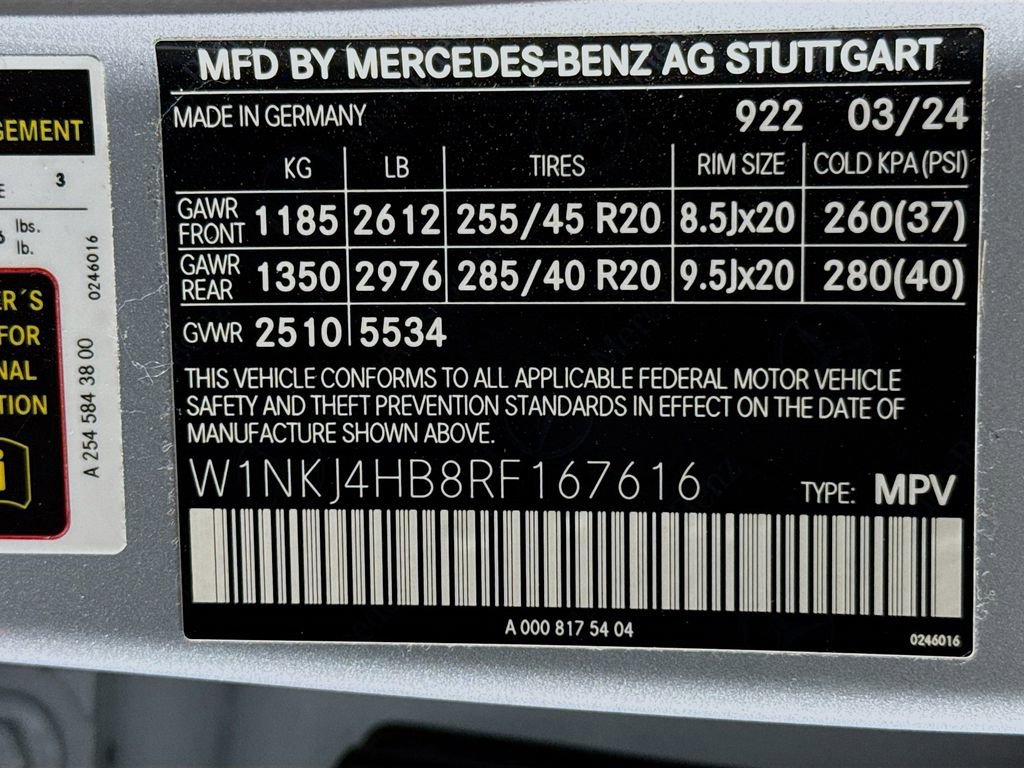 Used 2024 Mercedes-Benz GLC 300 4MATIC w/ AMG Line image 33