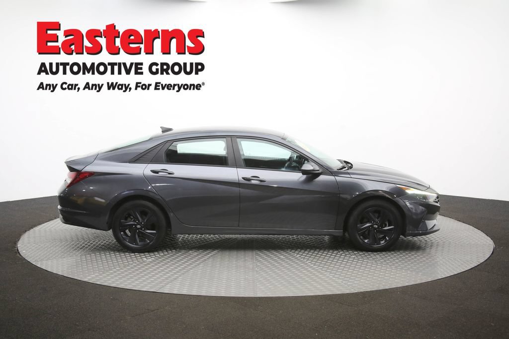 Used 2021 Hyundai Elantra SEL FWD image 44