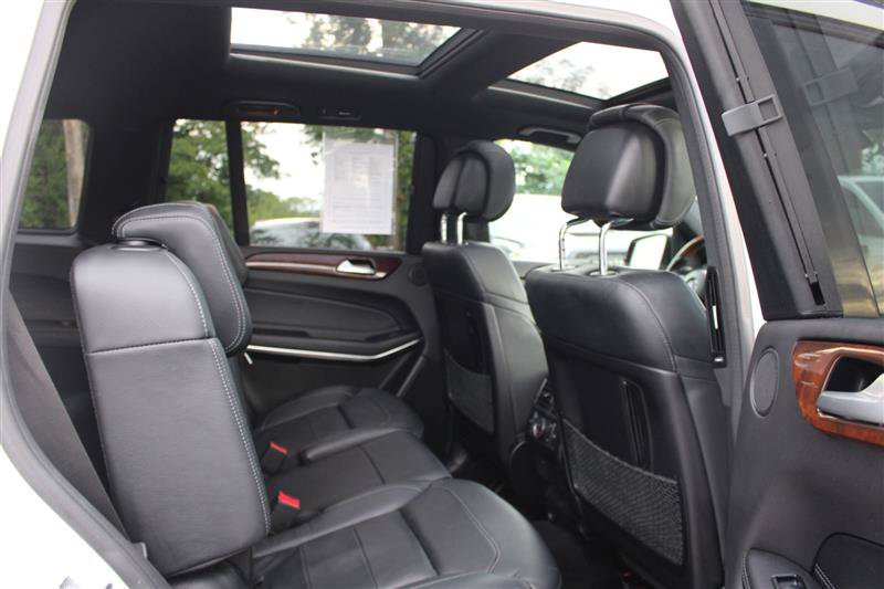 Used 2019 Mercedes-Benz GLS 550 4MATIC image 17