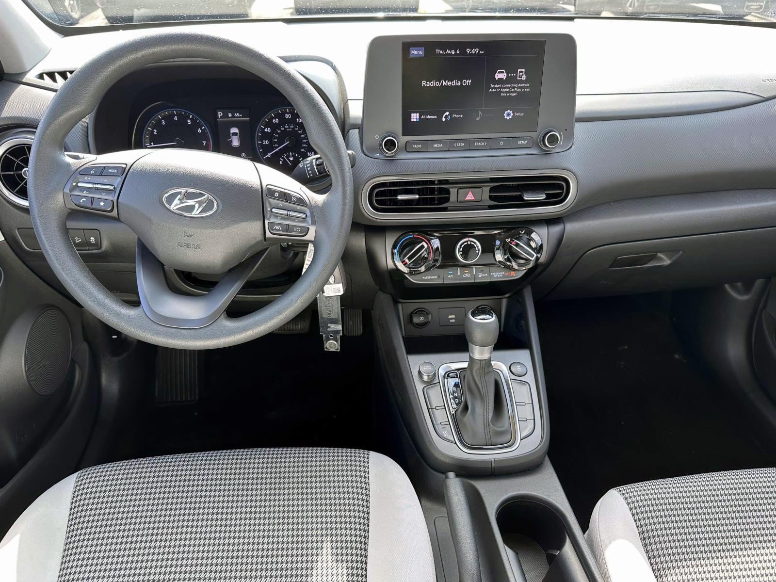 Used 2023 Hyundai Kona SE AWD/4WD image 15