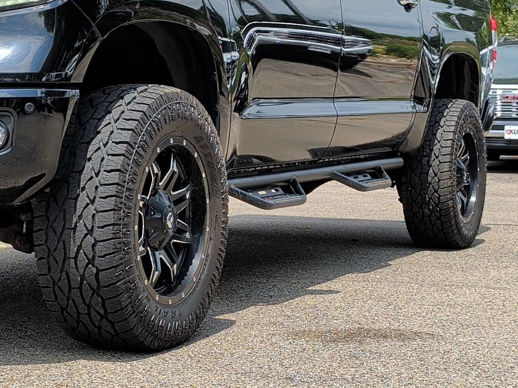 Used 2018 Toyota Tundra Platinum AWD/4WD image 43