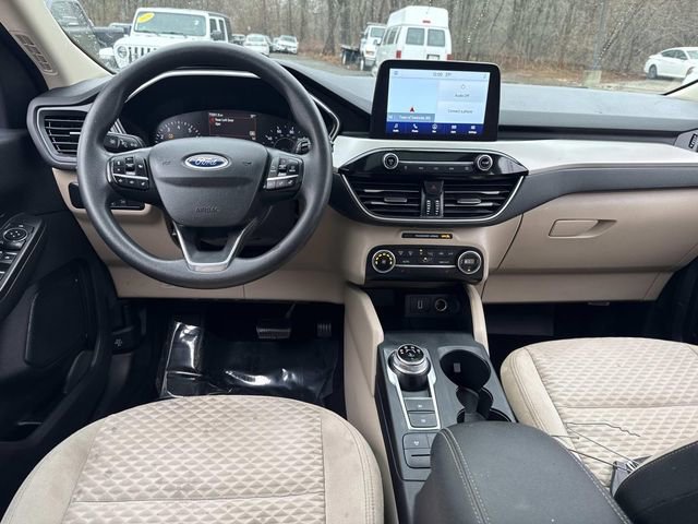 Used 2020 Ford Escape SE image 17