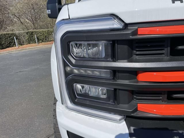New 2026 Ford F250 Lariat w/ Black Appearance Package AWD/4WD image 39