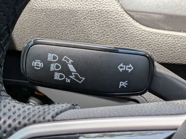 Used 2022 Volkswagen Tiguan SEL R-Line AWD/4WD image 28