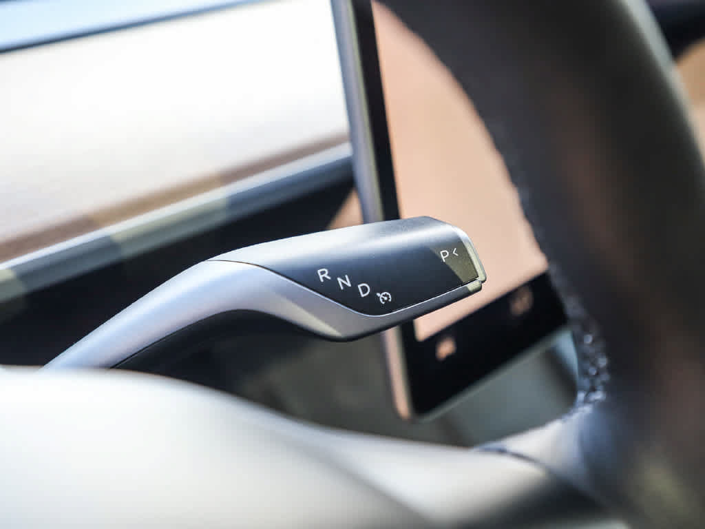 Used 2023 Tesla Model Y Performance AWD/4WD image 19