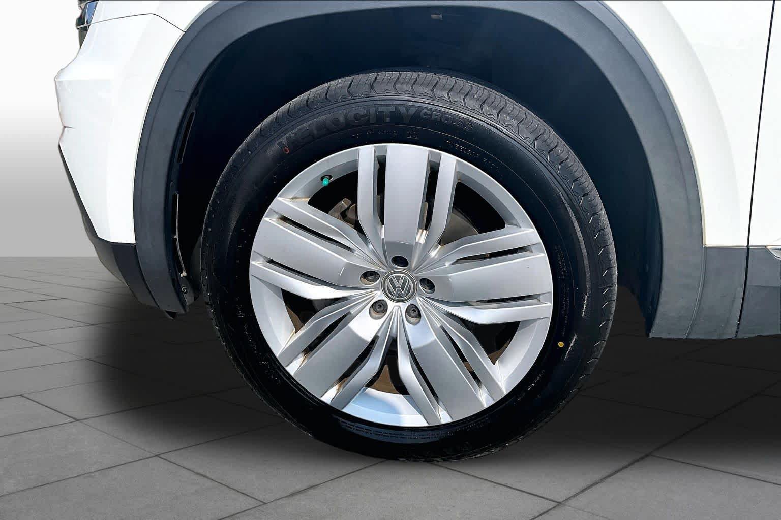 Used 2019 Volkswagen Atlas SEL AWD/4WD image 11