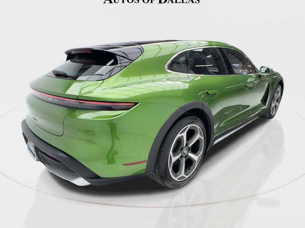 Used 2023 Porsche Taycan 4S image 9