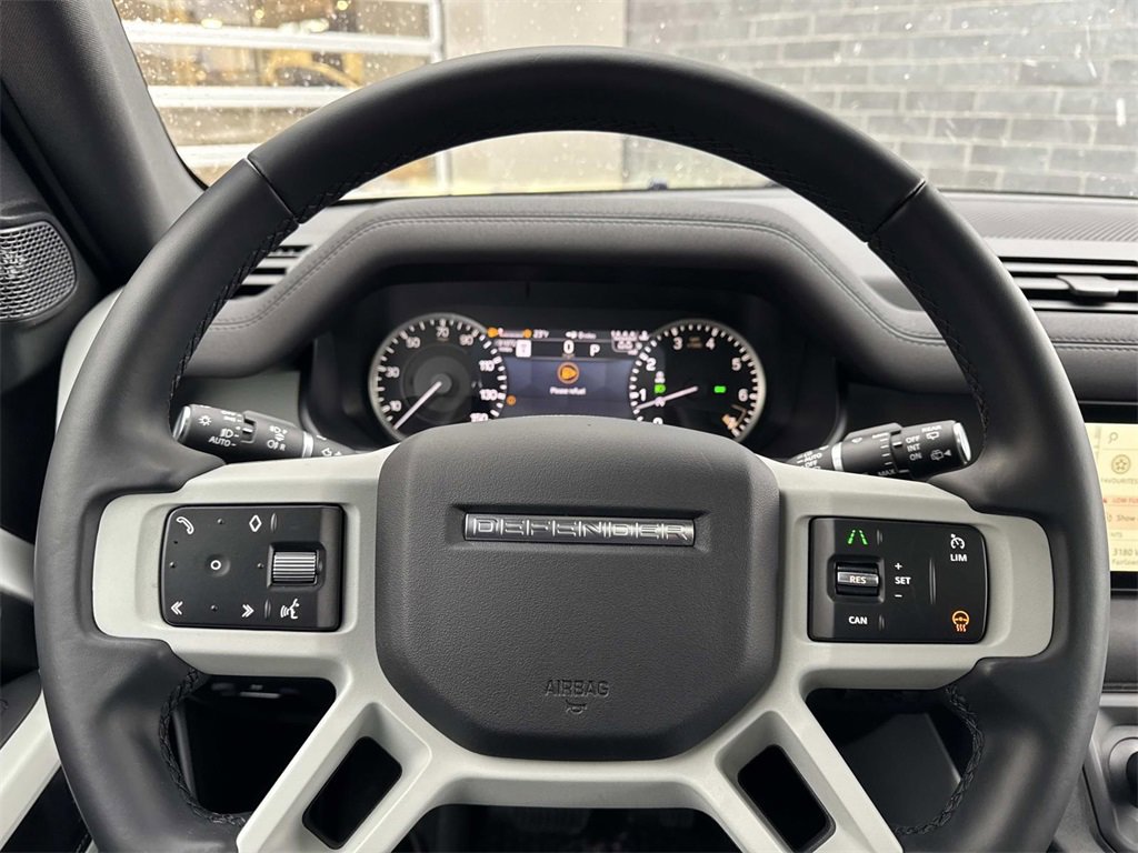 Used 2023 Land Rover Defender 110 S image 25