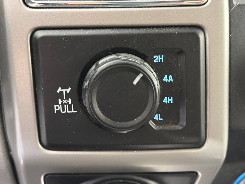 Used 2018 Ford F150 Lariat w/ Equipment Group 502A Luxury AWD/4WD image 23