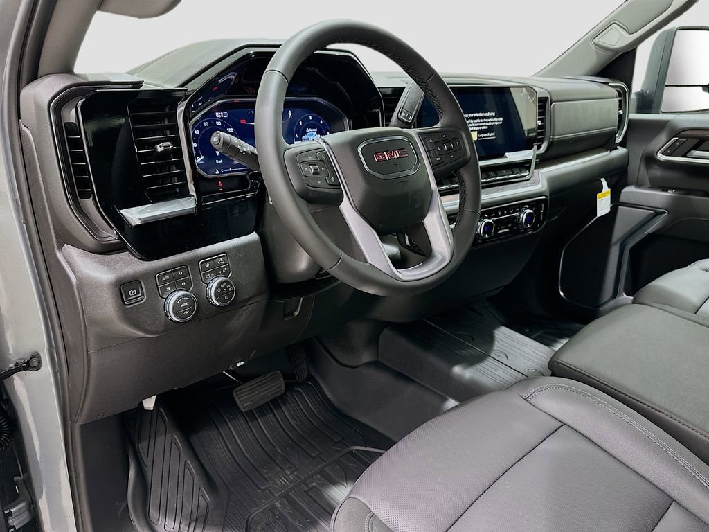 New 2026 GMC Sierra 3500 SLT image 9