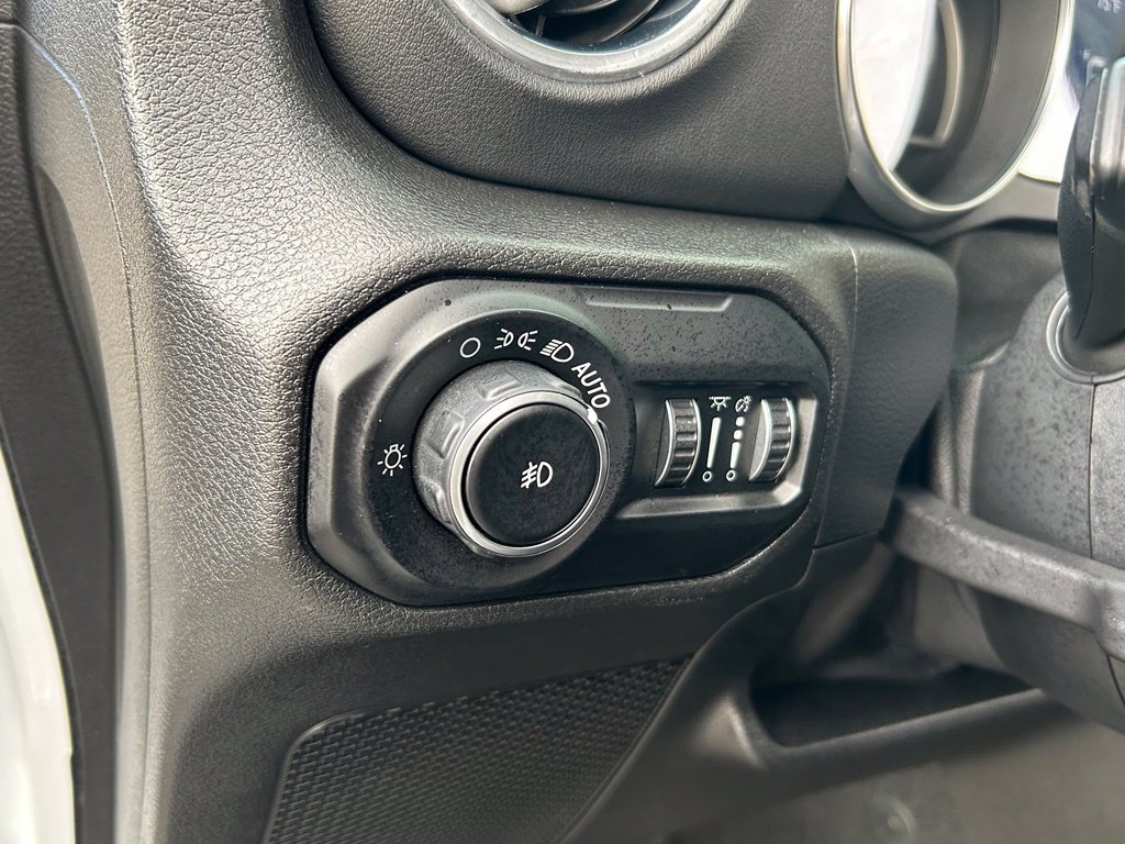 Used 2020 Jeep Wrangler Unlimited Rubicon w/ Quick Order Package 28Y Recon AWD/4WD image 20