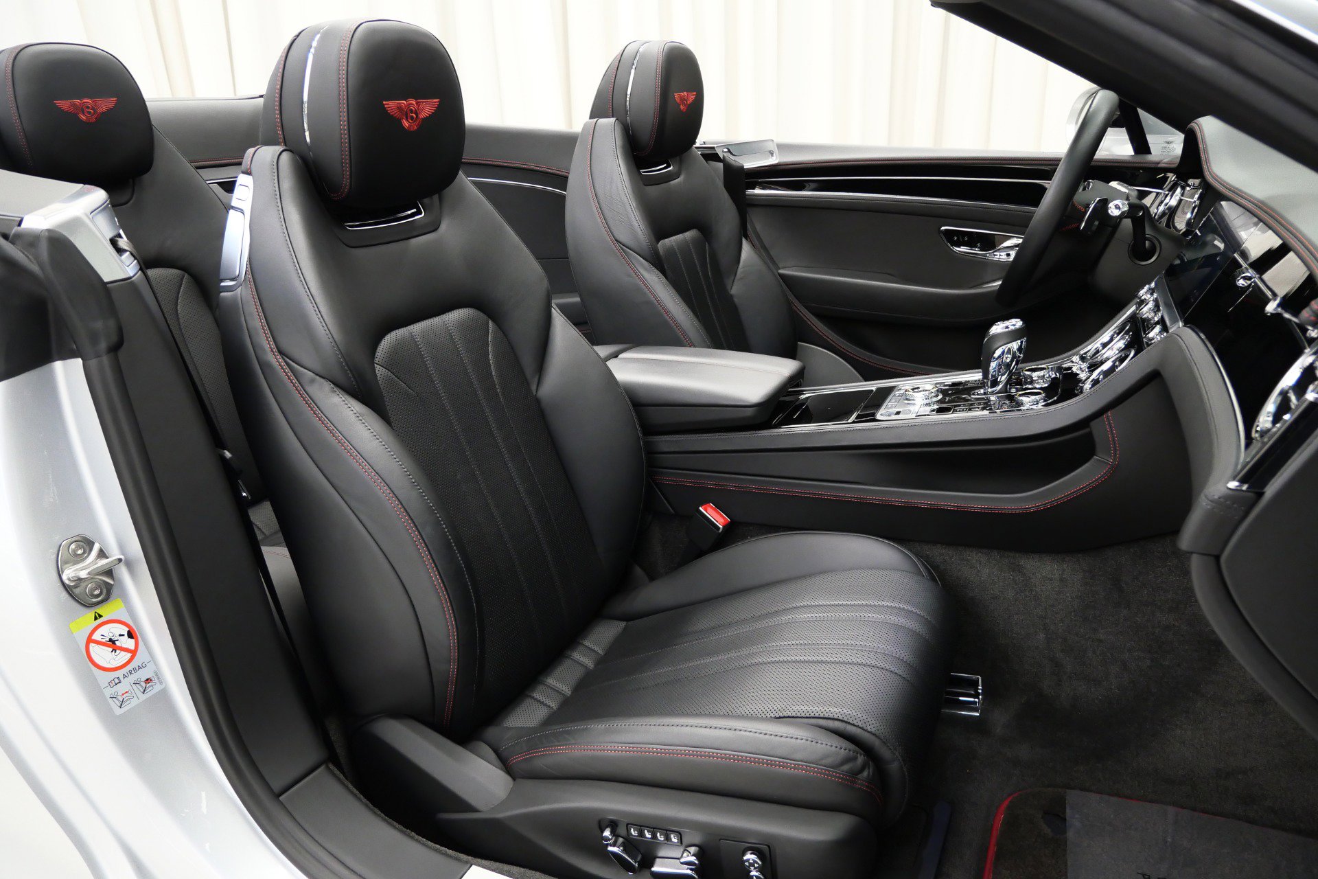 Used 2020 Bentley Continental GT V8 image 26