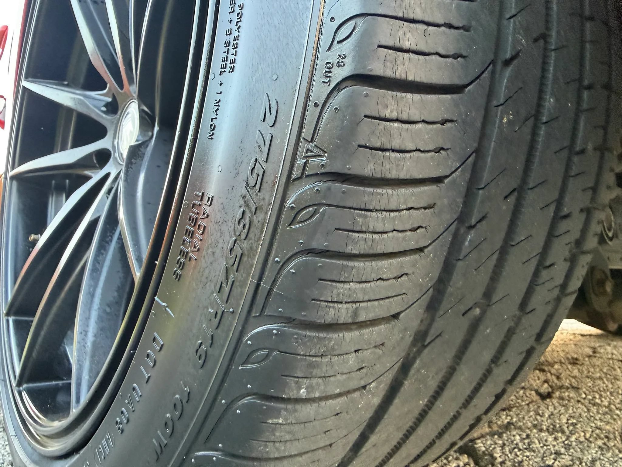 Used 2013 Hyundai Genesis 2.0T RWD image 38