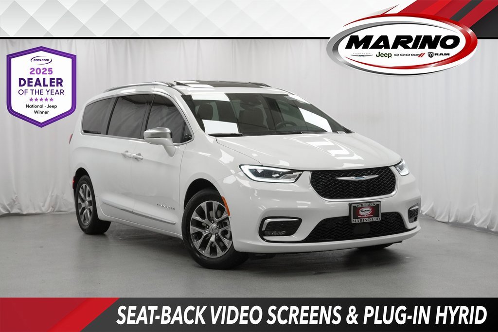 Certified 2021 Chrysler Pacifica Pinnacle image 1