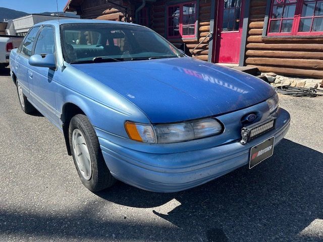 Used 1995 Ford Taurus GL image 2