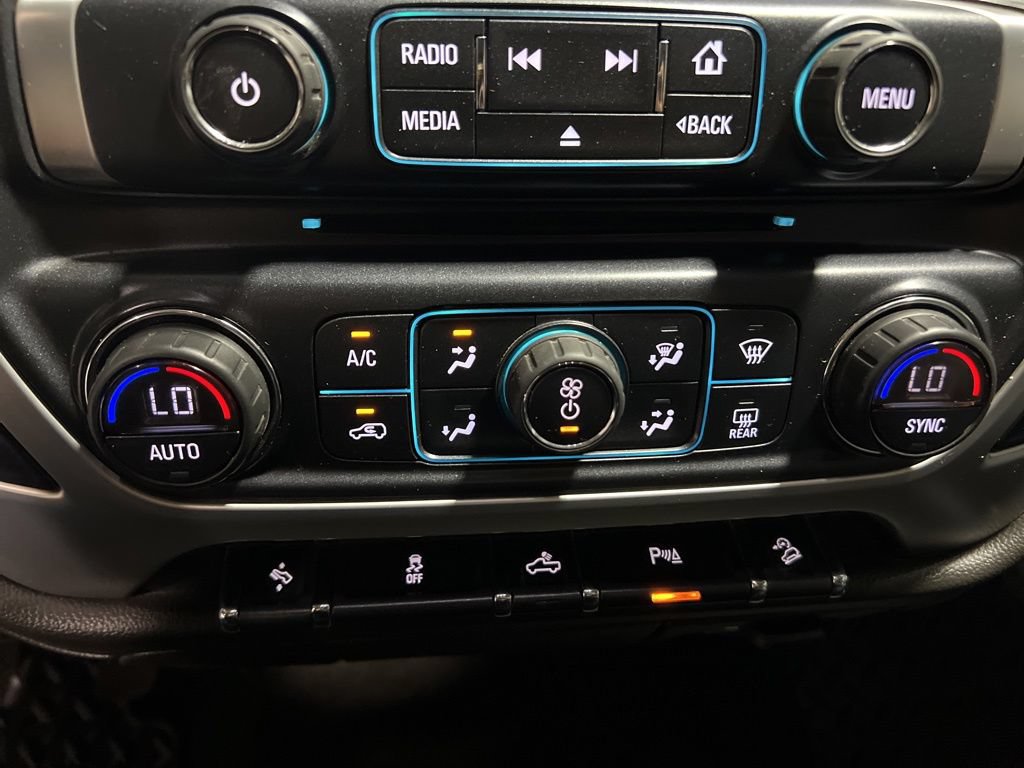 Used 2018 GMC Sierra 1500 SLE w/ Suspension Package, Off-Road AWD/4WD image 29