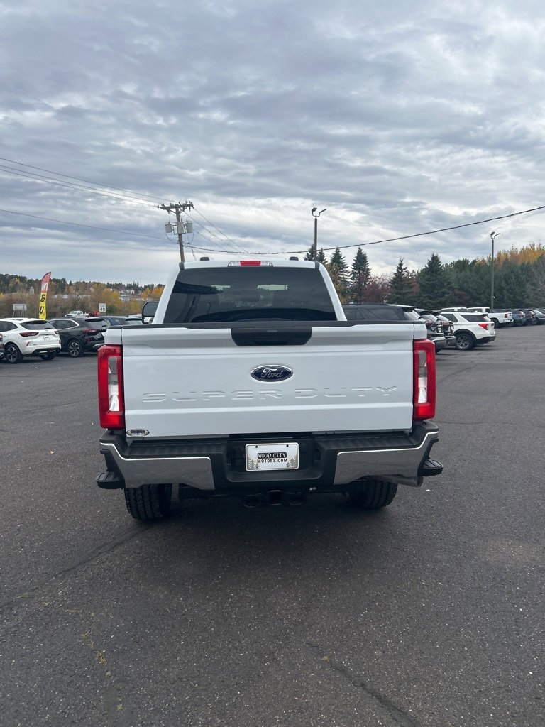 New 2026 Ford F350 XLT image 4