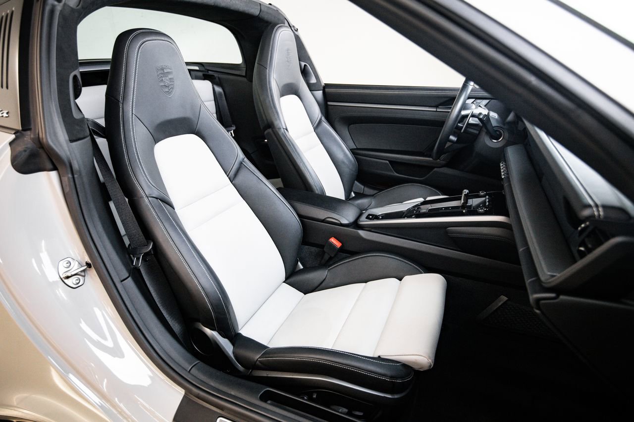 Certified 2024 Porsche 911 Targa 4S AWD/4WD image 29