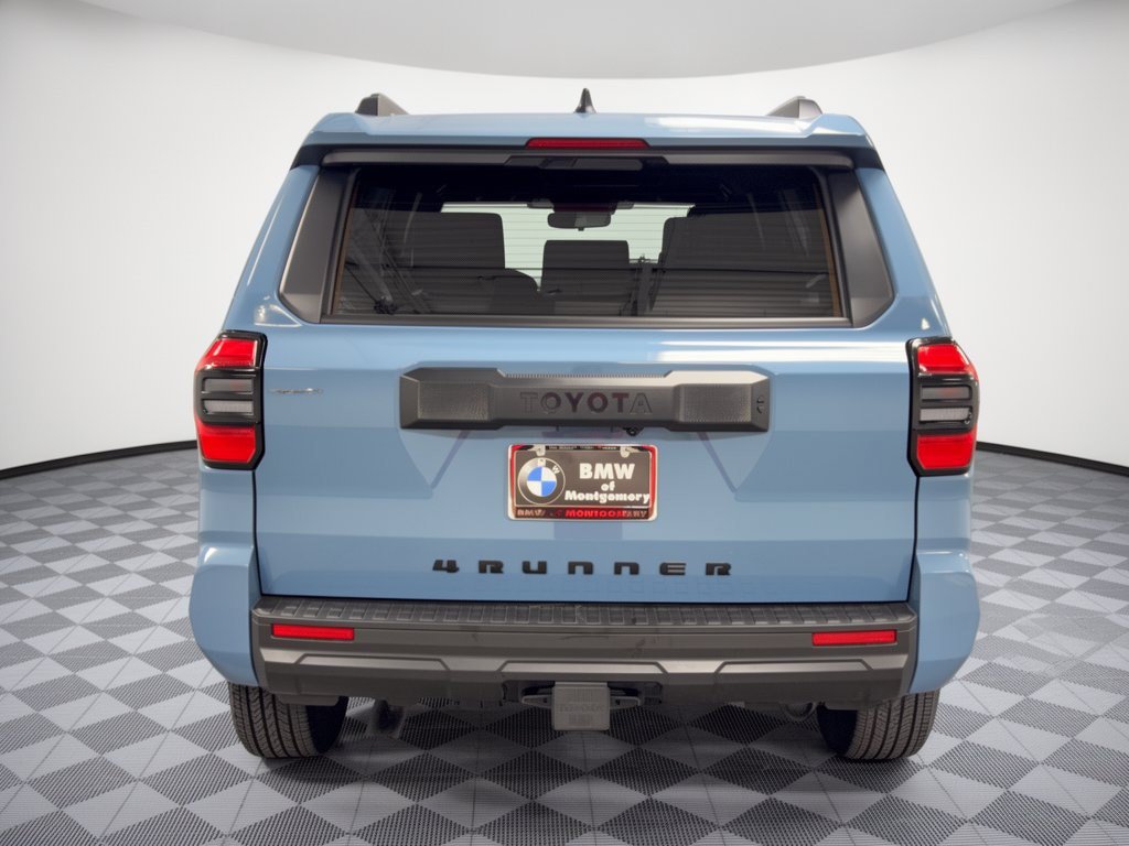 Used 2026 Toyota 4Runner SR5 RWD image 11