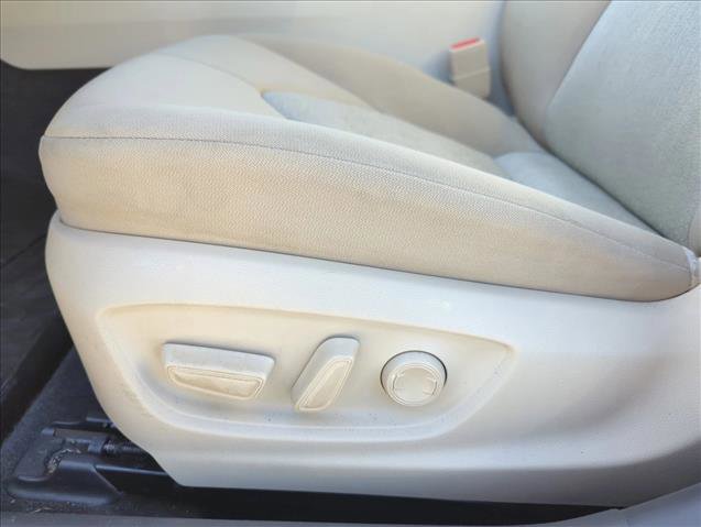 Used 2018 Toyota Camry LE w/ Convenience Package image 10