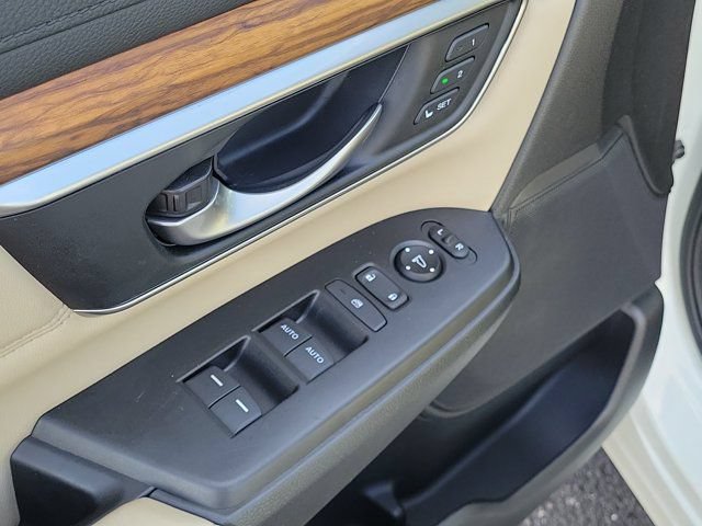 Certified 2019 Honda CR-V Touring image 18