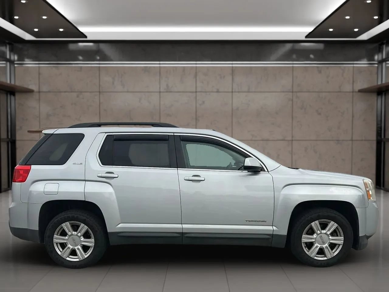 Used 2015 GMC Terrain SLE FWD image 15