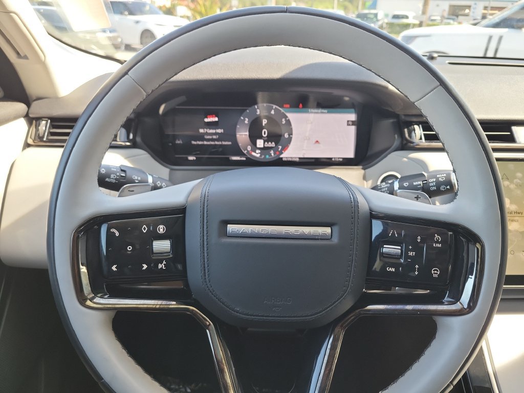 Certified 2025 Land Rover Range Rover Velar S AWD/4WD image 29
