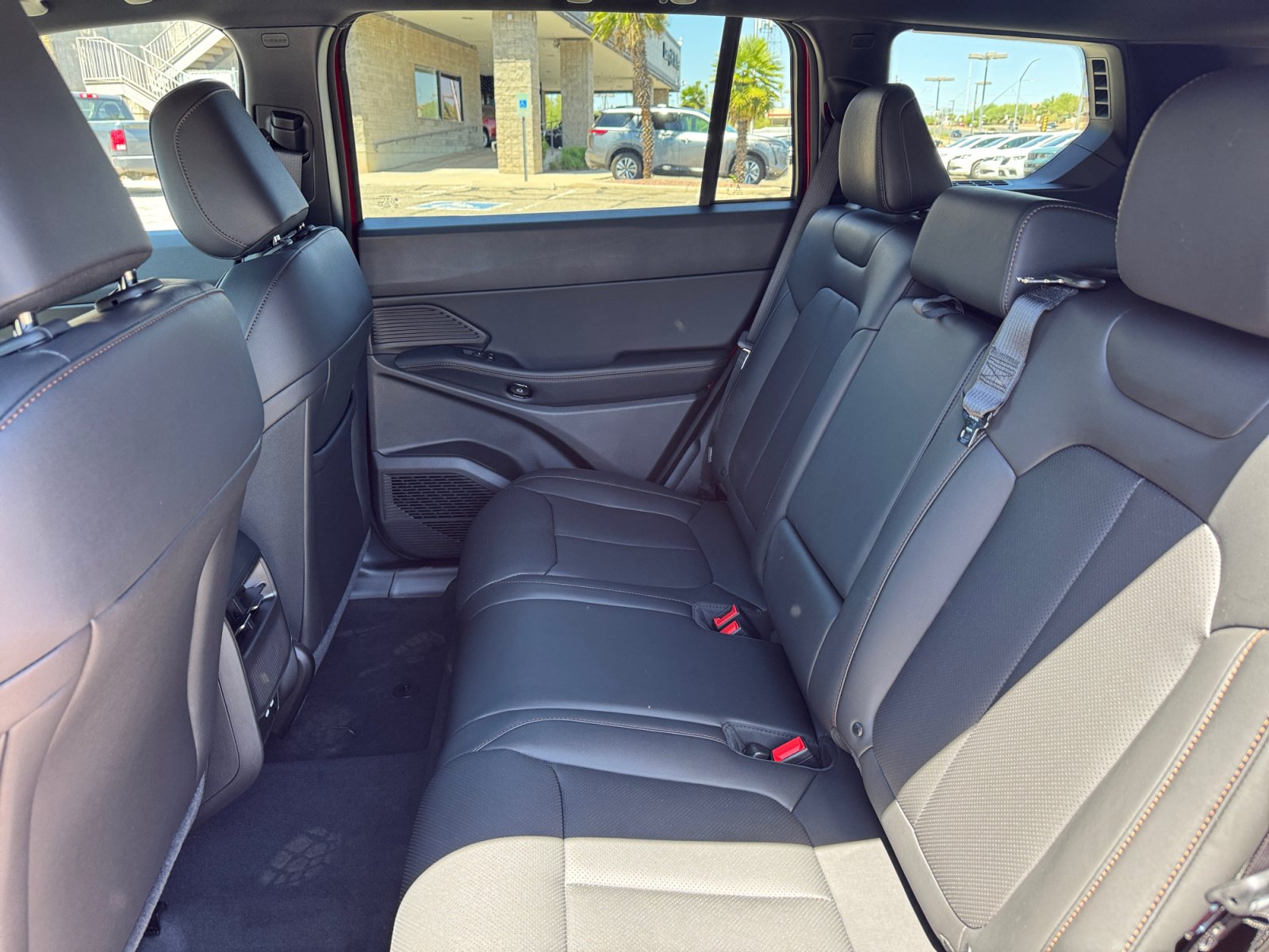 New 2026 Jeep Cherokee Limited AWD/4WD image 17