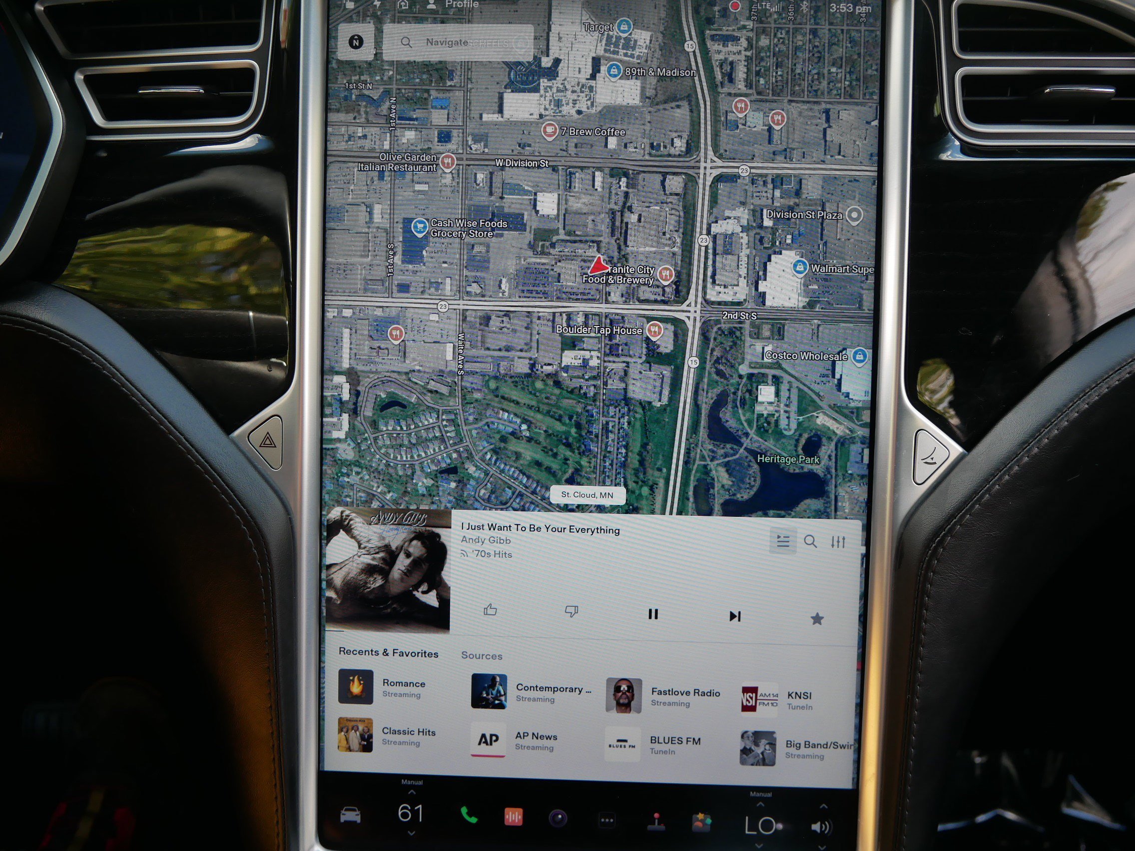 Used 2016 Tesla Model X 75D AWD/4WD image 22