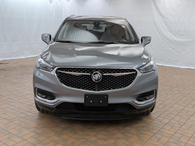 Used 2019 Buick Enclave Avenir w/ Avenir Technology Package AWD/4WD image 2