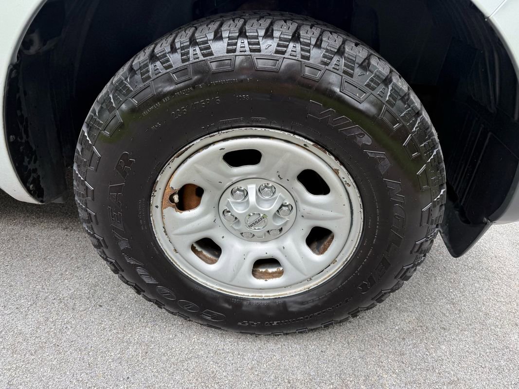 Used 2011 Nissan Frontier S w/ S Preferred Pkg RWD image 12