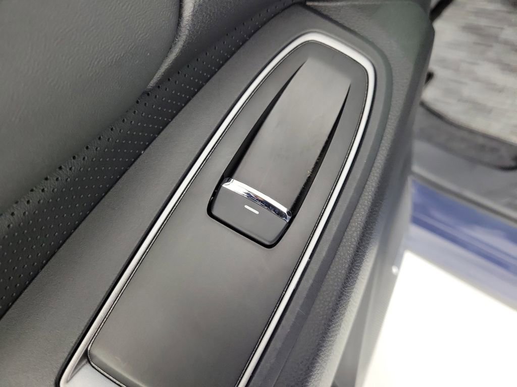 Used 2023 Subaru Ascent Limited w/ Technology Package image 15