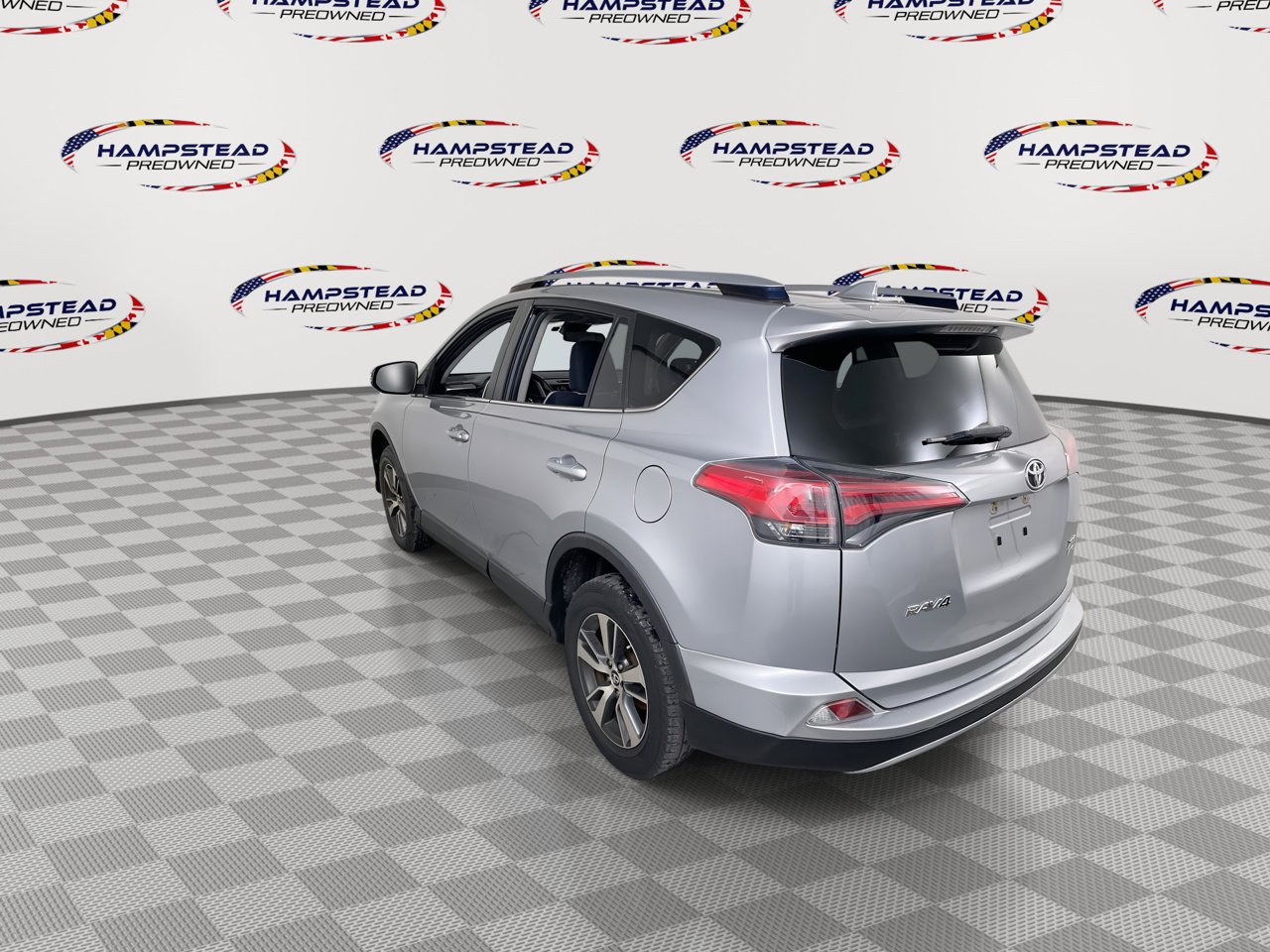 Used 2018 Toyota RAV4 XLE image 6