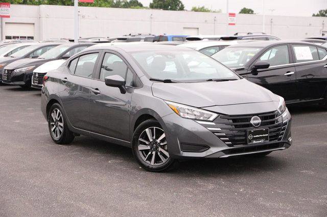 Used 2025 Nissan Versa SV FWD image 20