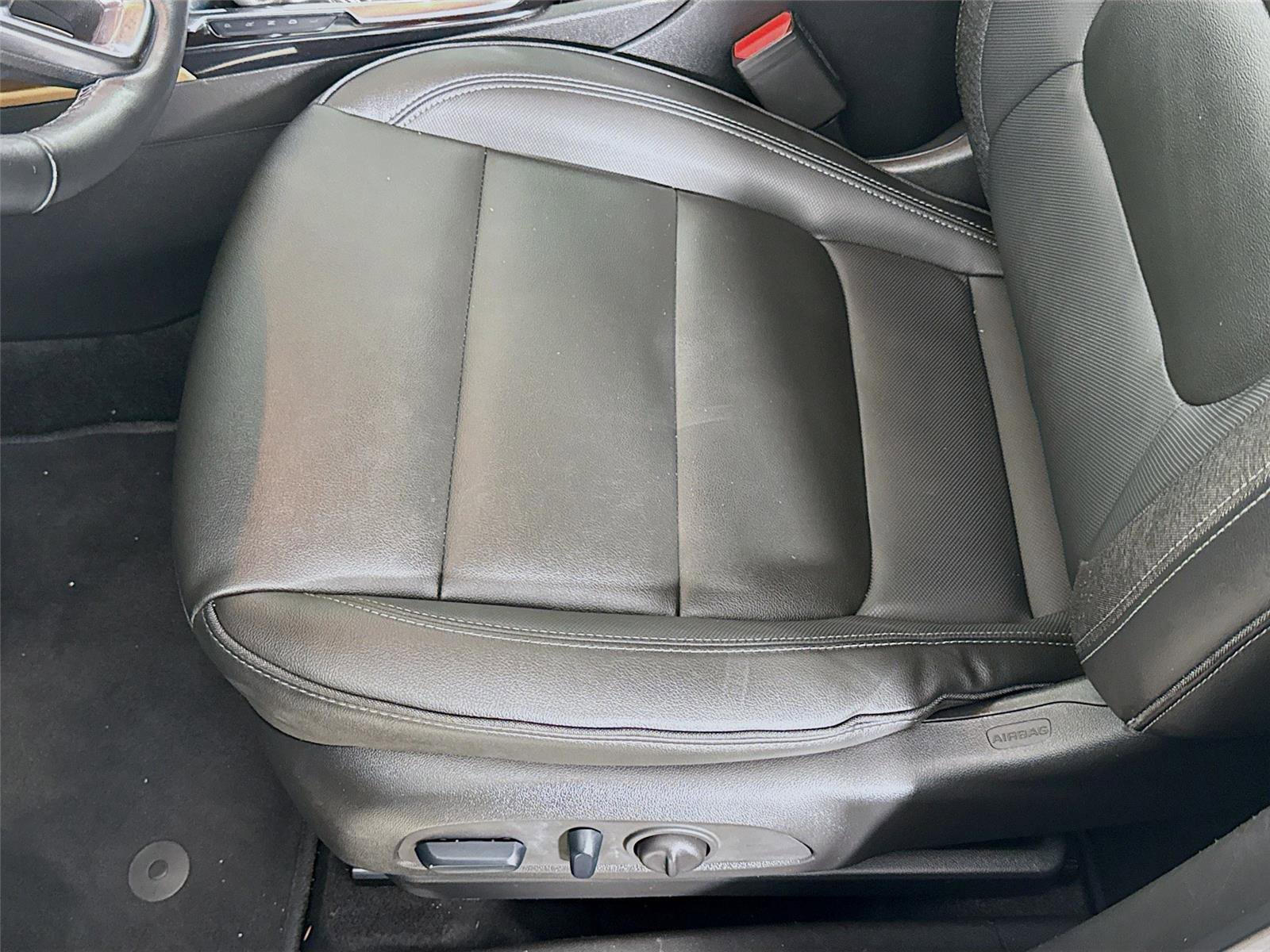 Used 2023 Chevrolet TrailBlazer ACTIV w/ Convenience Package image 18