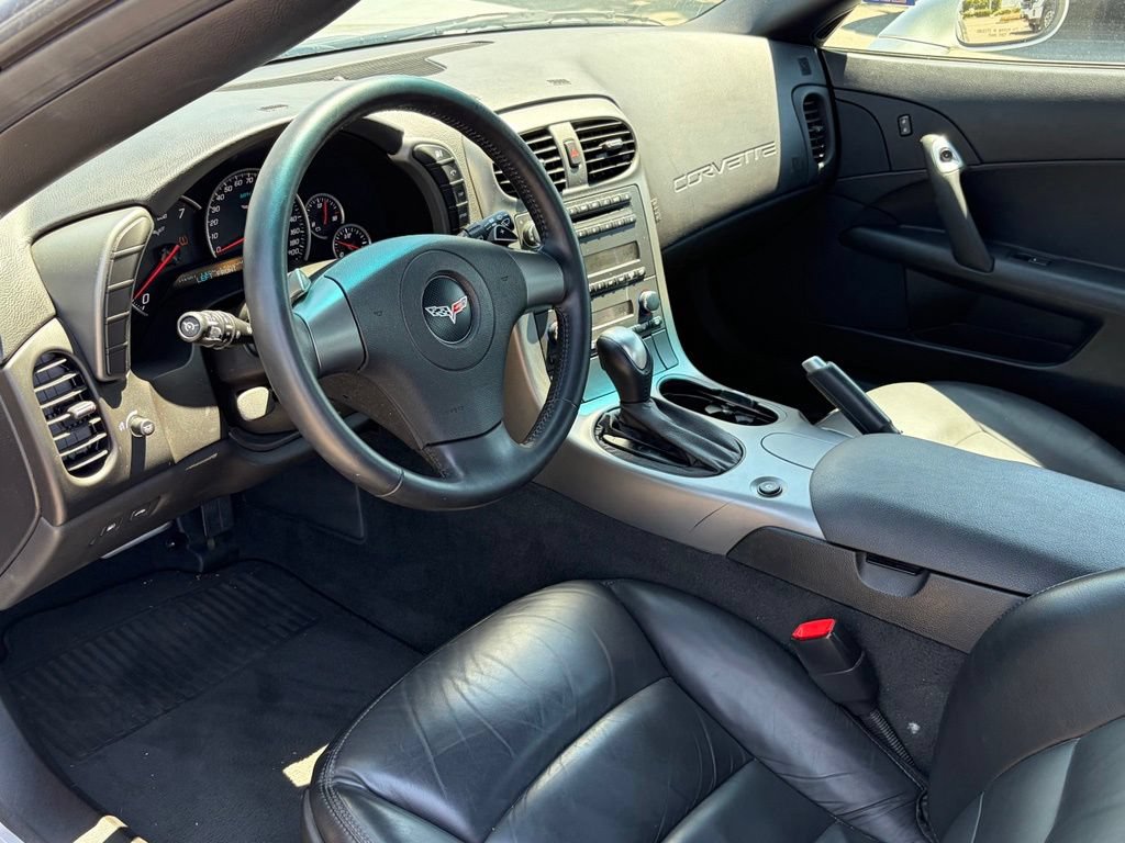 Used 2007 Chevrolet Corvette Coupe RWD image 17