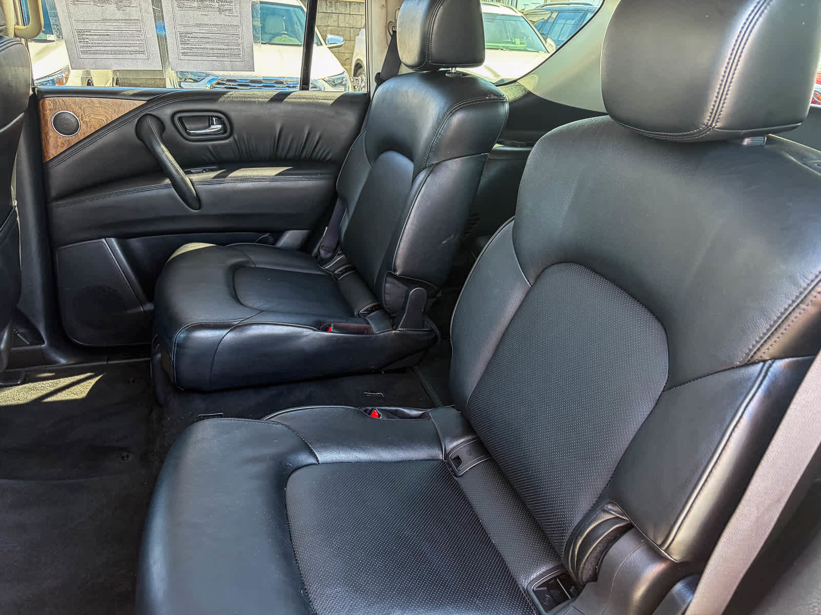 Used 2022 Nissan Armada SL w/ Captain's Chairs Package AWD/4WD image 16