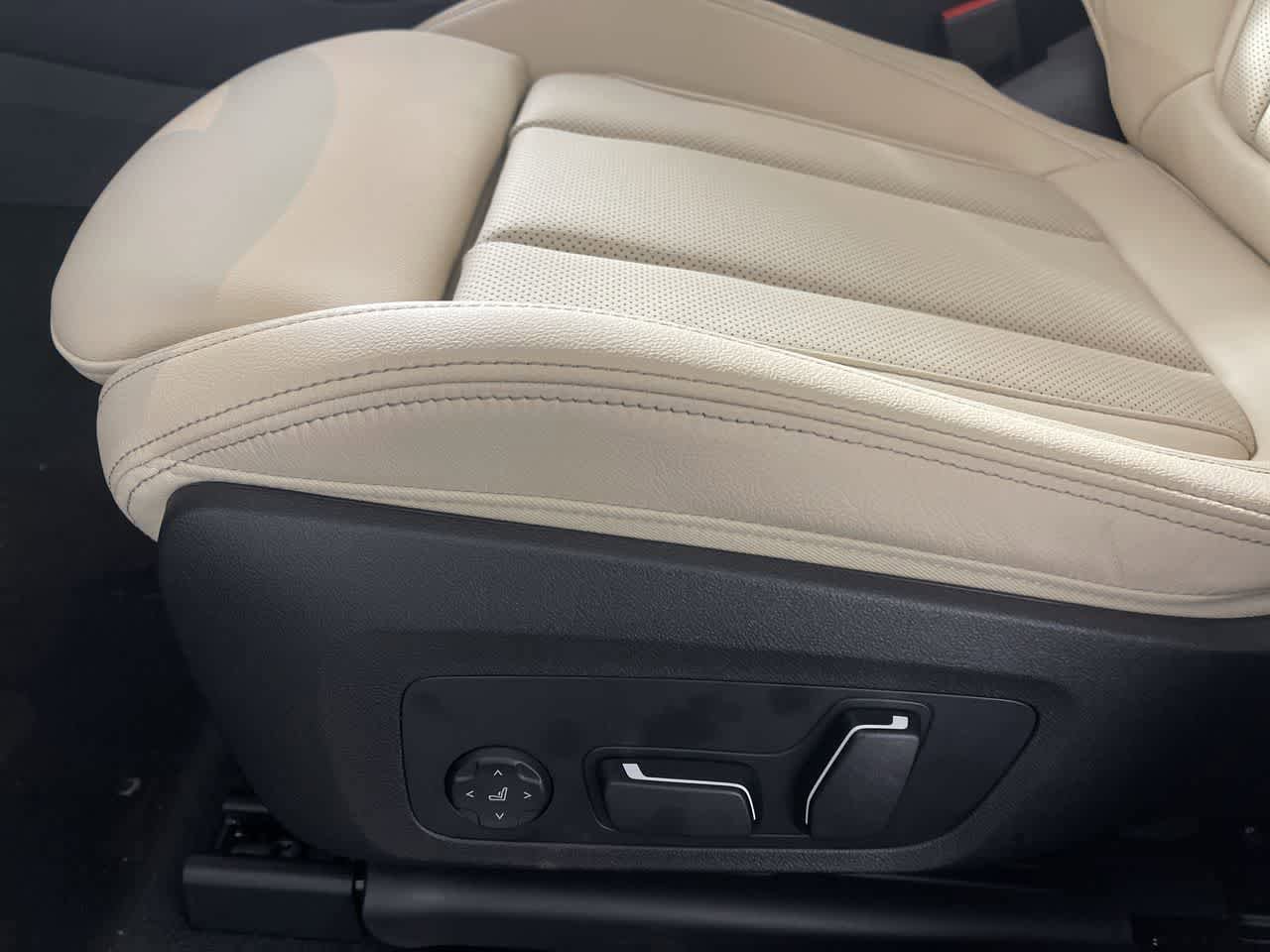 Certified 2024 BMW X3 xDrive30i w/ Convenience Package AWD/4WD image 11
