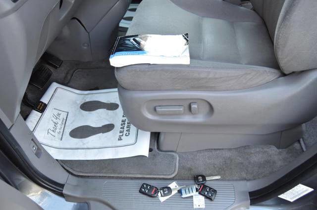 Used 2010 Honda Odyssey EX image 32