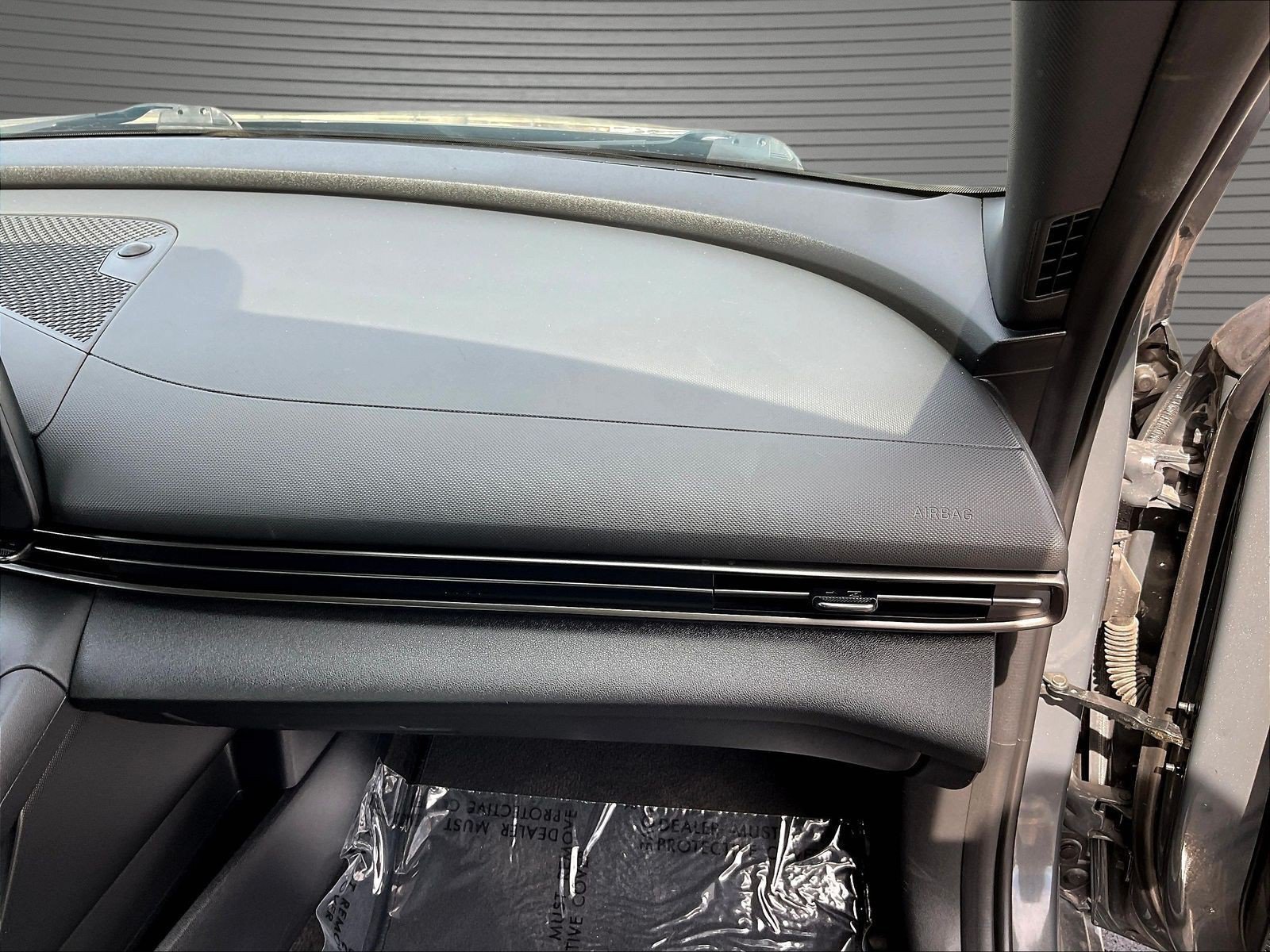 Used 2025 Hyundai Elantra Sport FWD image 23