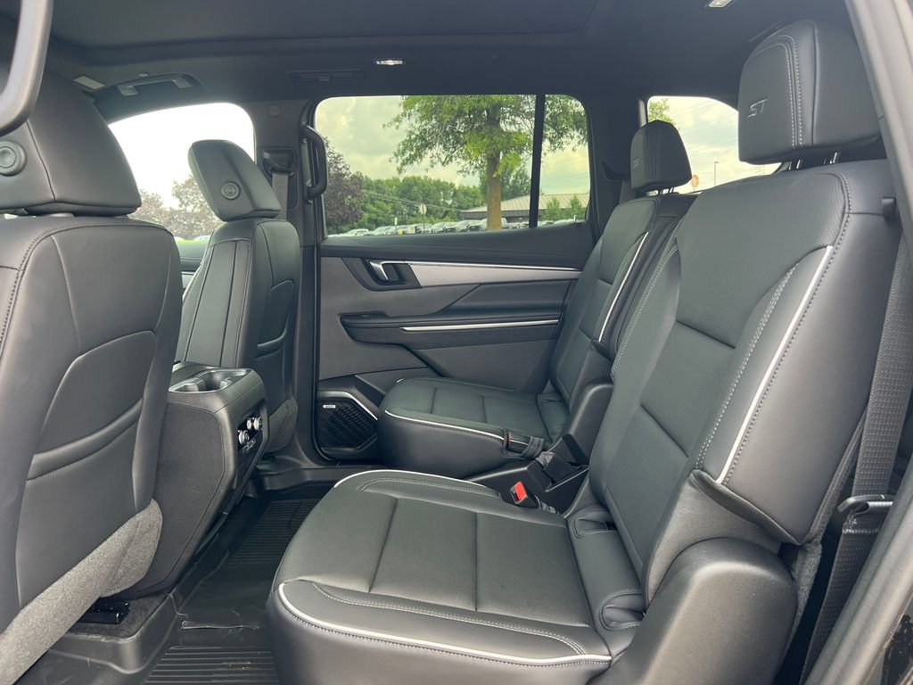New 2027 Buick Enclave Sport Touring w/ Power Package AWD/4WD image 5