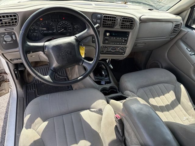 Used 2004 Chevrolet Blazer LS w/ Preferred Equipment Group AWD/4WD image 16